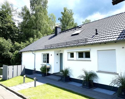 Sie haben das ideale Haus für die große Familie gesucht ?
Reihenendhaus mit einem Traumgrundstück g