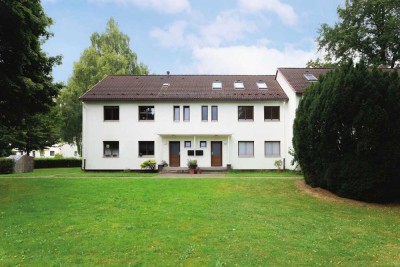 Helle und ruhige 2-Zimmer-Maisonette mit Balkon und Dachgeschossnutzung im grünen Umfeld von Osdorf