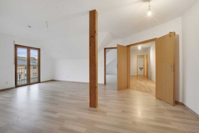 *provisionsfrei* 4-Zimmer Wohnung (3 Schlafzimmer) I sofort verfügbar, leerstehend