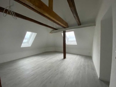 4-Zimmer Dachgeschosswohnung im Herzen von Abstatt