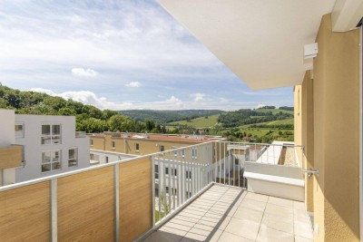 Erstbezugseckwohnung mit südostseitiger Loggia/Balkon
