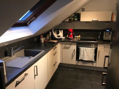 Attraktive 2-Zimmer-Dachgeschosswohnung mit Balkon in Hagenbach