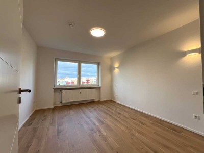 Neu sanierte 2-Zimmer Wohnung mit TG und Balkon in Altdorf. Ohne Provision!