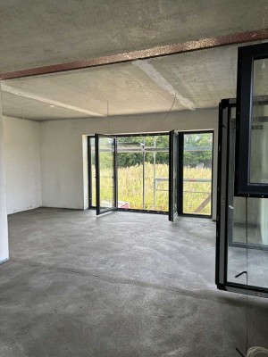 Doppelhaushälfte - Neubau mit 110 m² / Süd-West-Garten in perfekter Lage in Lübeck