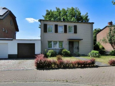 Gepflegtes freistehendes Einfamilienhaus ideal für die Familie