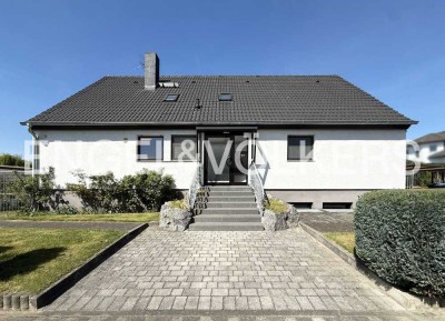 Einfamilienhaus mit Einliegerwohnung in bester Lage von Wehrheim