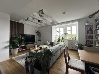Zentrumsnahe Galeriewohnung mit Einbauküche und Tiefgarage