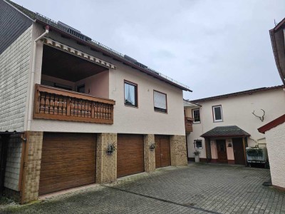 Freistehendes Einfamilienhaus & attraktives Mehrfamilienhaus - Ideal für Familien & Investoren!