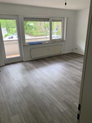 Gemütliche 3-Zimmer-Wohnung mit hochwertiger Einbauküche und Balkon in OS Wüste - Feeling Home