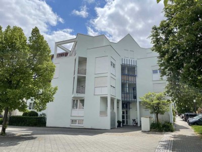 Ludwigsburg, City-Ost: Attraktives Wohnen für Singles einschl. Tiefgaragenplatz