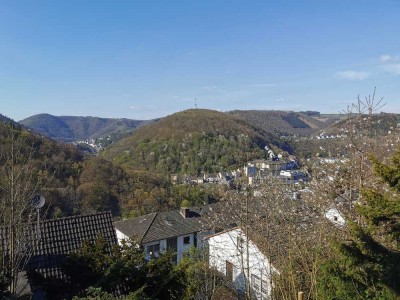 in Haus 211qm Wohnfläche Höhenlage Fernblick in Altena, 7km bis Lüdenscheid, zu vermieten