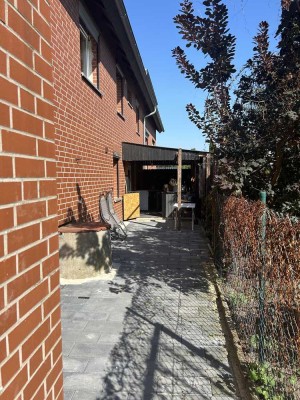 Charmante 2-Zimmer-Erdgeschosswohnung in zentraler Lage von Altwarmbüchen