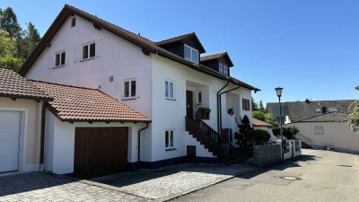 Provisionsfrei - DHH (124qm) in attraktiver Hanglage / 2023 renoviert