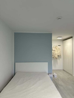 Modernes Studio mit Indoor-Pool – 1-Monats-Miete vom 1. Januar bis 1. Februar