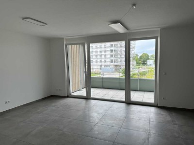Neubauwohnung mit Einbauküche und Balkon: ansprechende 2,5 Zimmer-Wohnung in Biberach