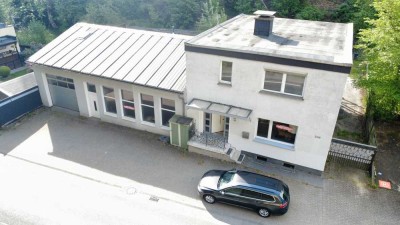 Lüdenscheid: Haus (124m²) + Halle (130m²) Provisionsfrei mieten!