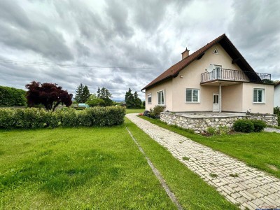 Einfamilienhaus mit 1.480m2 großem Garten am Tirolerbach mit ausbaufähigem Dachgeschoss &amp; Anlagepotential, Grundstücksteilung auch möglich