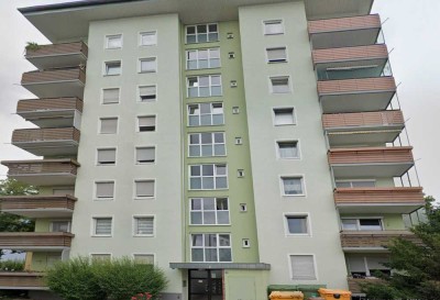 Gepflegte 2-Zimmer-Wohnung mit Balkon in Augsburg-Pfersee