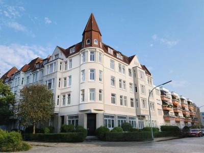 ANFRAGEN NUR PER E-MAIL - 2-Zimmer Wohnglück mit traumhafter Aussicht und EBK