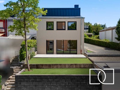 Hochwertig kernsaniert! Energieeffizientes KFW55-Einfamilienhaus in Split-Level-Bauweise