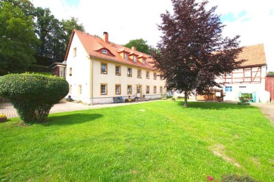 Wohnidylle in Mohorn – Mehrfamilienhaus mit Hof und Nebengebäude
