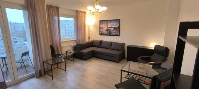 Vollmöblierte 1-Zimmer-Wohnung mit Balkon und EBK in Berlin Spandau