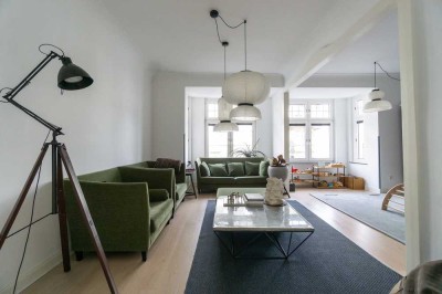 Sanierte 3,5 Zimmer Altbau-Wohnung im beliebten Benrather Rathausviertel