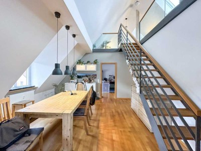 Hochwertige 3,5-Zimmer Dachgeschoss-Wohnung mit Galerie in zentraler Lage