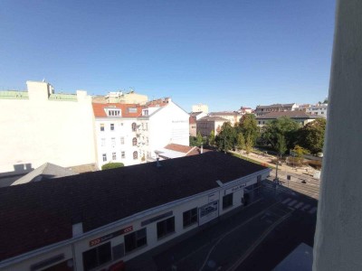 wunderschöne Stilaltbauwohnung ideal für alle Singles