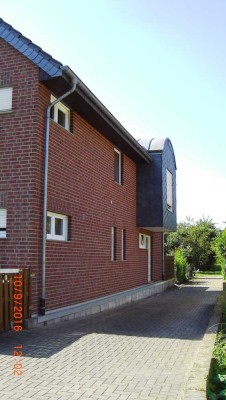 Sehr ansprechendes Reiheneckhaus in Rheinberg-Vierbaum / Duisburg-Baerl