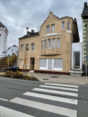 Mehrfamilienhaus mit 7 Wohneinheiten in zentraler Lage von Weißenthurm
