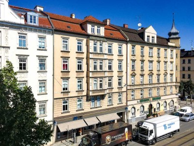 2-Zimmer-Altbauwohnung mit Wohnküche in Haidhausen