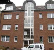 Wohnung im DG / 3. OG  in Oberhausen-Osterfeld mit Balkon