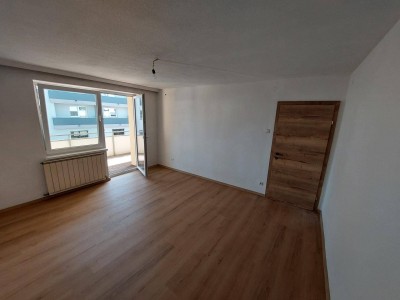 Neu renovierte 2-Zimmer Wohnung mit Balkon in Wörgl