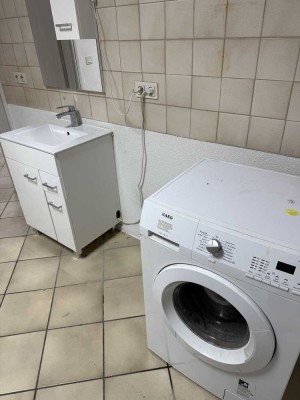 Modernisierte 8,5-Zimmer-Wohnung mit Einbauküche in Westerburg