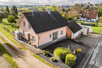 Naturnah & modern!
Einfamilienhaus mit Doppelgarage