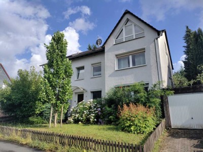 Attraktive 3-Zimmer-Dachgeschosswohnung mit Balkon in Witten
