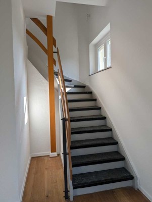 sanierte Altbauwohnung mit Dachterasse in Köln Thielenbruch (nicht barrierefrei)