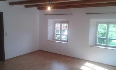 WILLKOMMEN DAHEIM ! Gemütliche 3-Zi-Whg, 95 m², Balkon, Bergblick, Chiemsee & Alpen