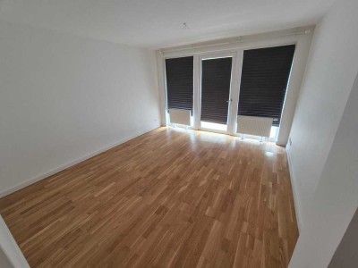 Geräumige Erdgeschosswohnung in Darmstadt mit Balkon