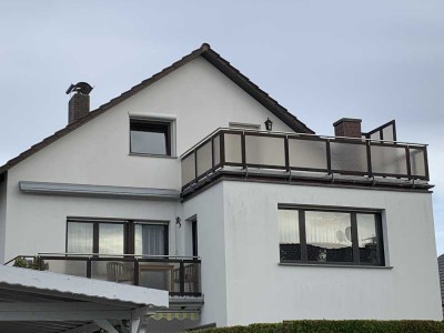 Modernisierte 3-Raum-Dachgeschosswohnung mit Balkon und Garage in Rodgau von Privat