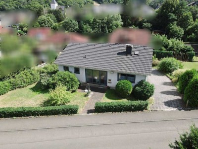 Ihr Familienparadies: Geräumiges Einfamilienhaus mit Großem Garten in Herborn-Merkenbach