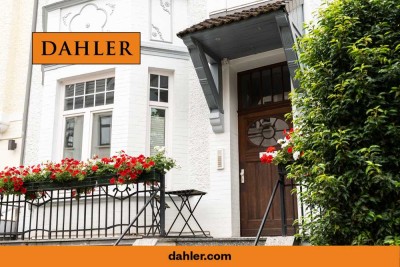 Lichtdurchflutete Altbauwohnung mit Balkon – Stilvolles Wohnen im Herzen Bremens