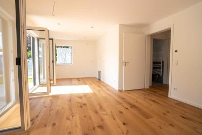 Neubau Erstbezug! Gartentraum in lichtdurchfluteter 3 Zimmer Wohnung mit Top Ausstattung