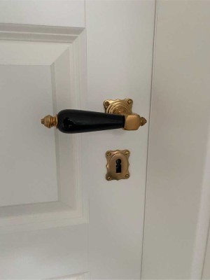 Traumhafte sanierte Altbauwohnung in Gründerzeithaus
