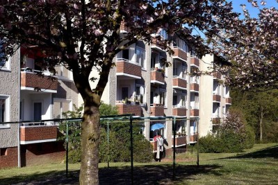 3-Zimmer-Wohnung mit Loggia // EG links