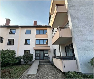 Großzügig geschnittene DG-Maisonette mit herrlichem Blick in Neustadt-Hambach und TG-Stellplatz