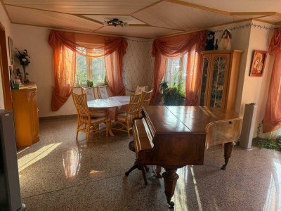 Großzügiges Einfamilienhaus in bester Wohnlage mit unverbaubarem Grünblick – Nienburg
