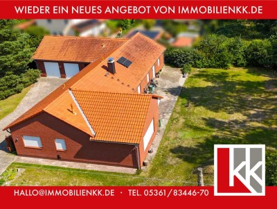 Naturnahes Wohnen: Bungalow mit Einliegerwohnung am Waldrand in Stüde