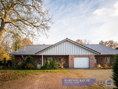 Neuwertiger Bungalow mit Einliegerwohnung